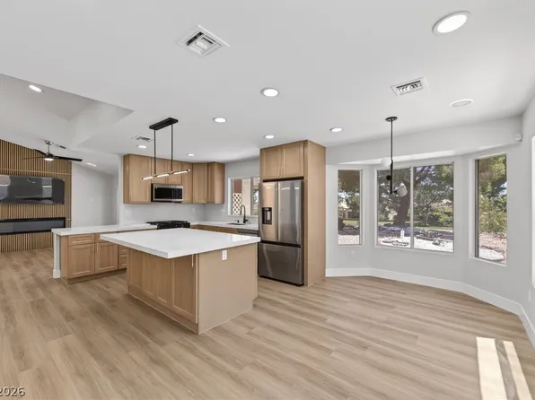 3104 Birch Grove Ct, Las Vegas, NV 89134