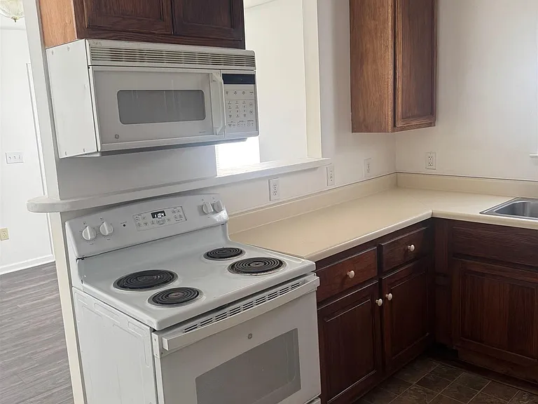 3910 McVay St SW — Photo 3