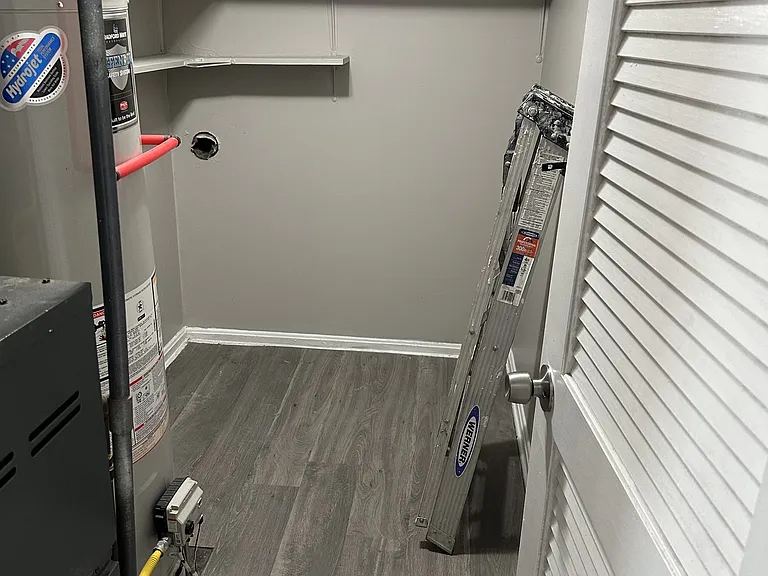 3005 Mid Dale Ln #4 — Photo 3