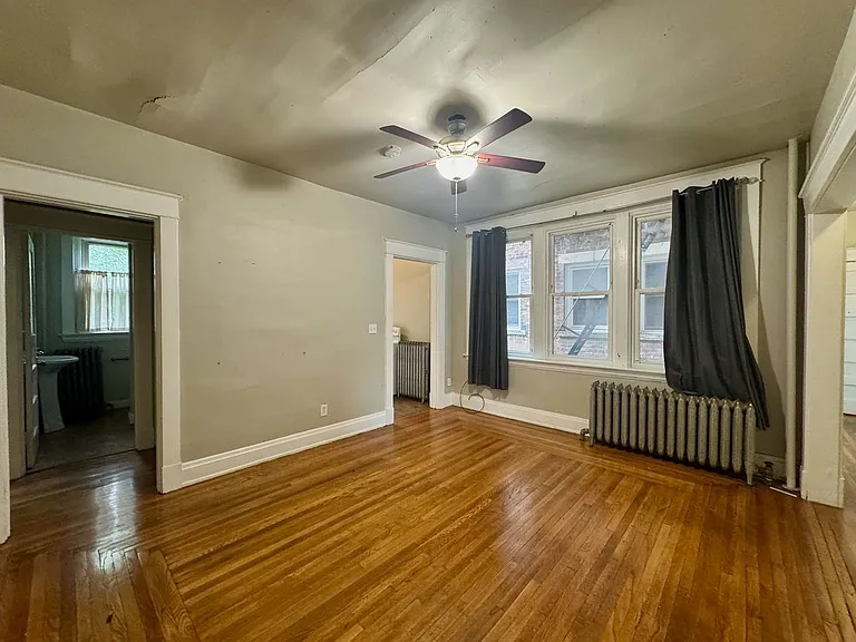 265 W McMillan — Photo 11
