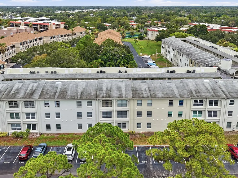 2700 Bayshore Blvd #6200 — Photo 32