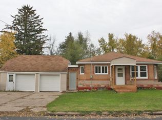 427 Galena Rd, Footville, WI 53537