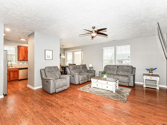 5th image of 2226 Tucker Dr