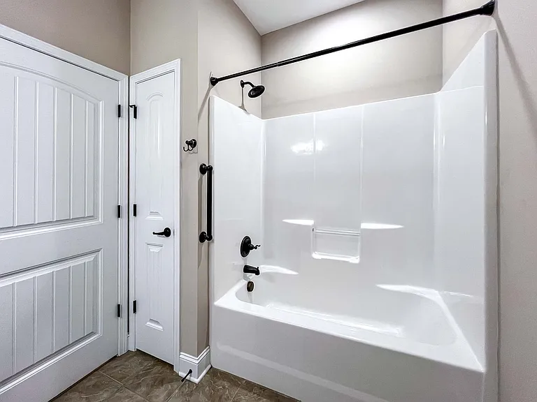 3610 Wellsburg Way — Photo 16