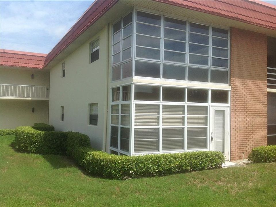 1st image of 59 Woodland Dr