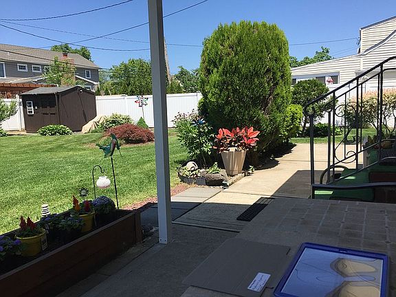 2nd image of 35 Walsh Ln