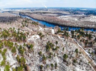 N8605 River Oaks Dr, Tomahawk, WI 54487