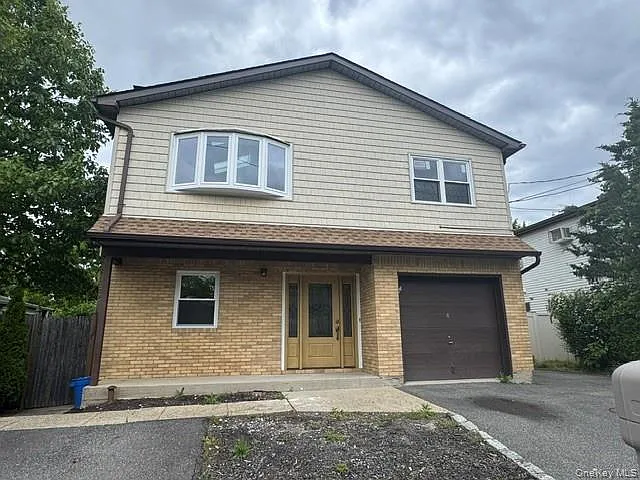 8 Deans Ln — Photo 1