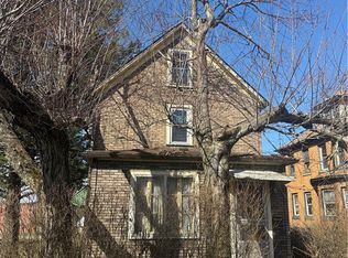 1046 Wallis Ave, Farrell, PA 16121