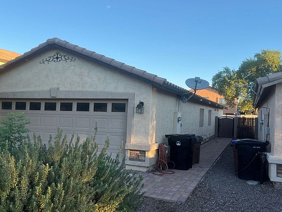 2nd image of 1232 W Wilson Ave