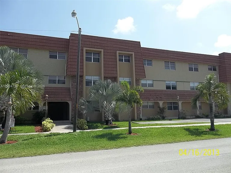 1300 Moffett St #106 — Photo 10