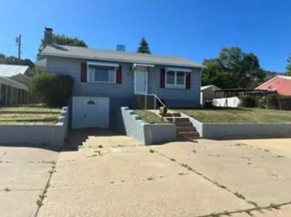 1404 S 5th St, Raton, NM 87740