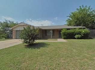7207 NW Lawton Ave, Lawton, OK 73505