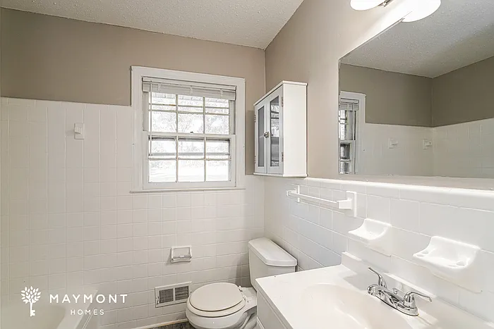 7307 Patricia Dr — Photo 13