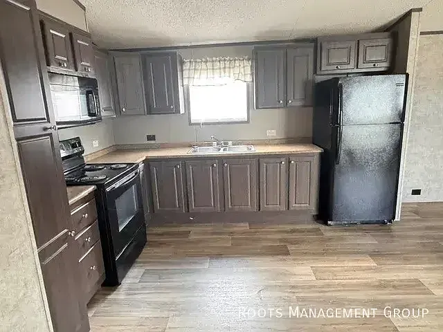 3 Bed 2 Bath Home Available for Lease at Gateway RV - Apply Now! — Photo 3