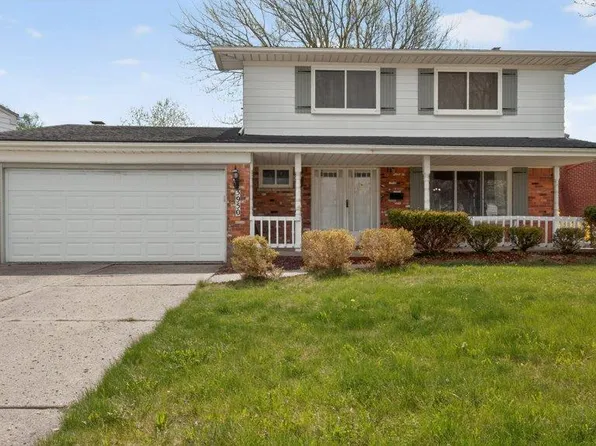 3950 Nowak Dr, Sterling Heights, MI 48310