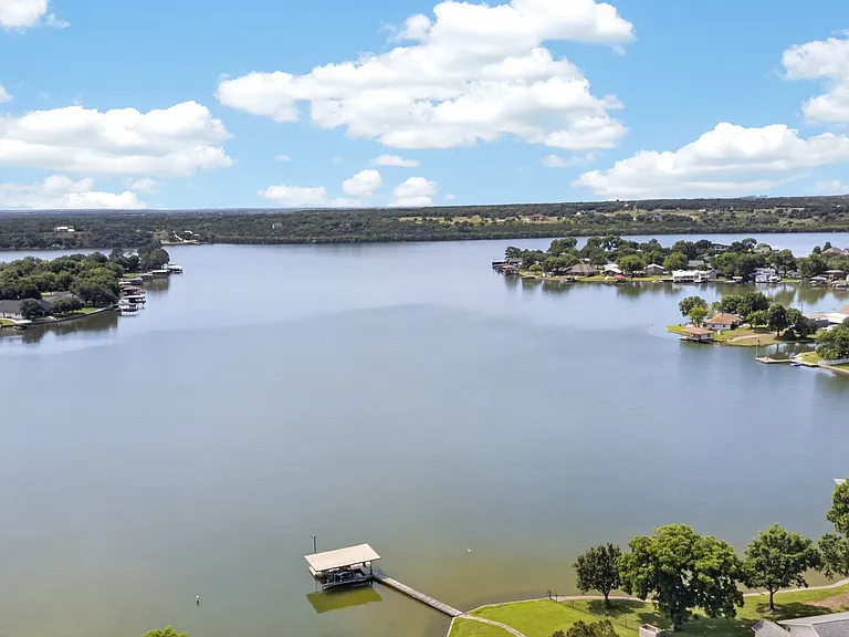 4202 Indian Creek Ct — Photo 40