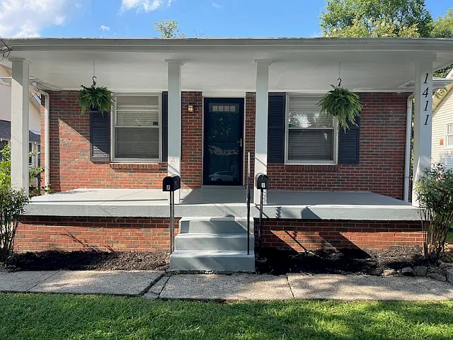 1411 Franklin Ave #A — Photo 2