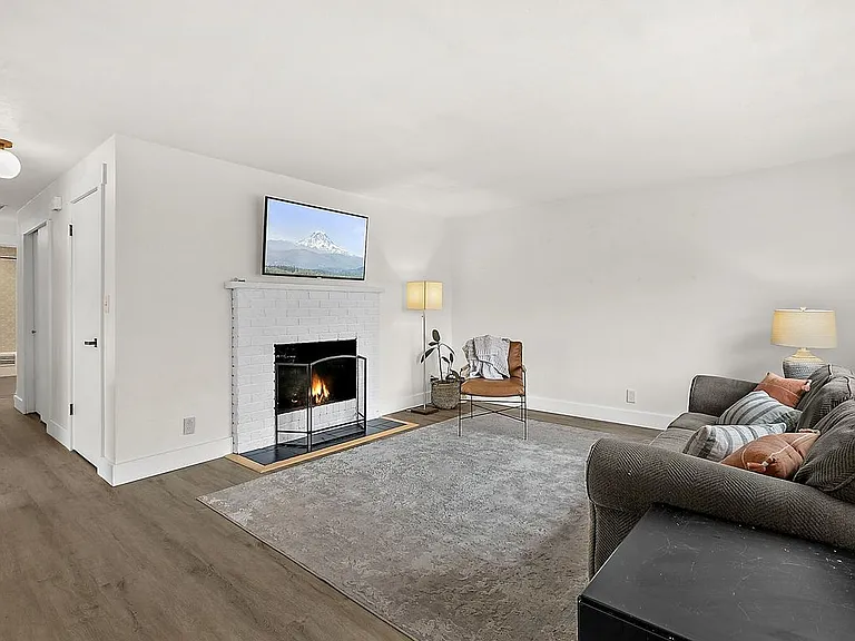 5046 N Lexington St — Photo 14