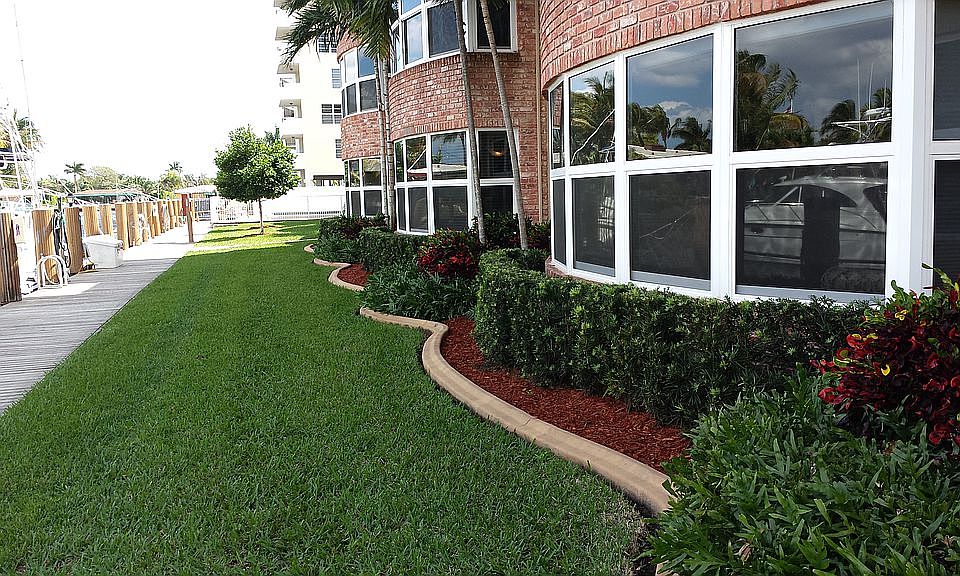 1st image of 3031 NE 51st St APT 401W