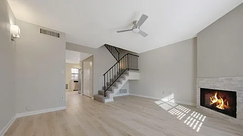 5704 E Aire Libre Ave Photo 1