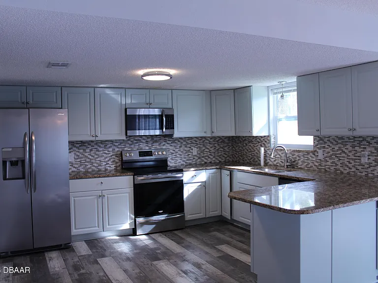 3120 Juniper Dr — Photo 3