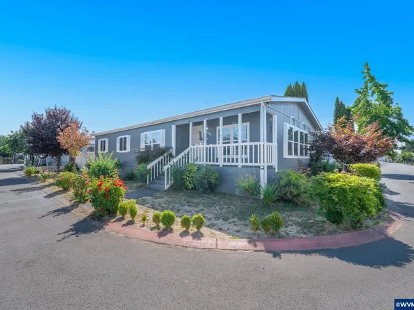 5064 Silver Loop NE, Salem, OR 97305