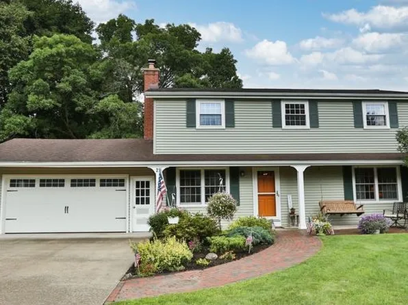 27 Bunker Hill Dr, Rochester, NY 14625
