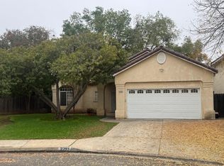 2293 E Ryan Ave, Fresno, CA 93720