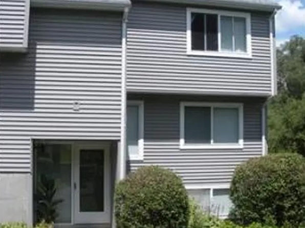 40 Autumn Ln, Amherst, MA 01002