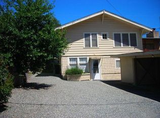 907 S 11th St #B, Mount Vernon, WA 98274
