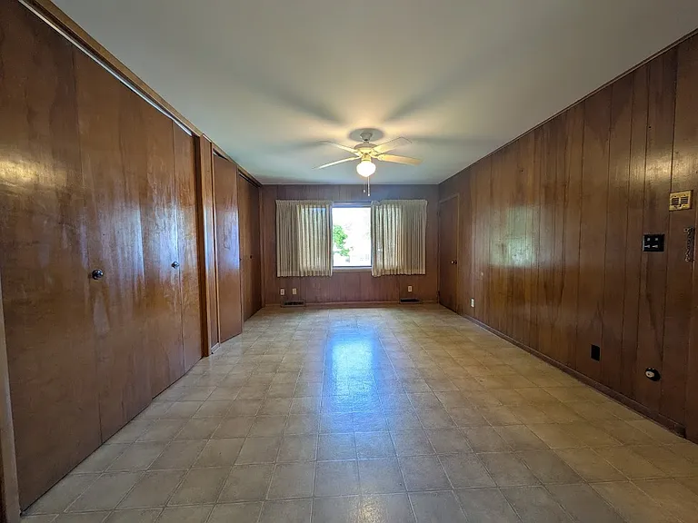 6234 N Canterbury Rd #UPSTAIRS — Photo 6