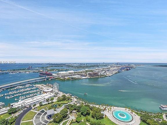 3rd image of 50 Biscayne Blvd APT 5406