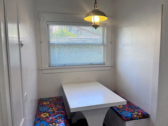 3rd image of 323 Walnut Ave #A