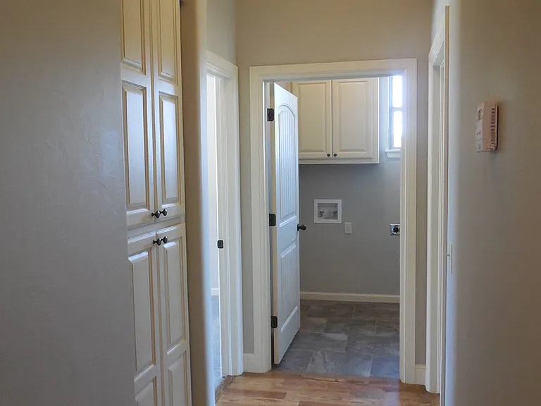 3316 Enclave Ln — Photo 14