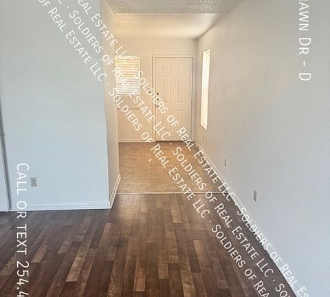 4th image of 4305 Shawn Dr APT D