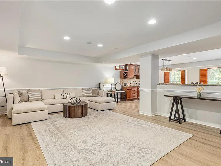 15043 Gaines Mill Cir — Photo 47