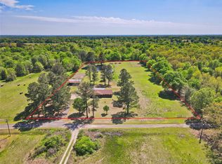 2652 E 2087th Rd, Hugo, OK 74743