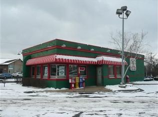 5122 Market St, Youngstown, OH 44512