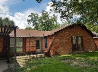 1206 Cherry Spring Dr, Houston, TX 77038