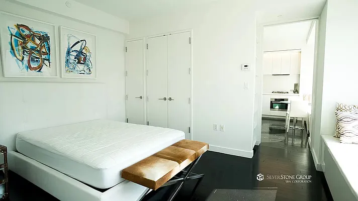 Rented by Silverstone Group USA Corp. | media 19