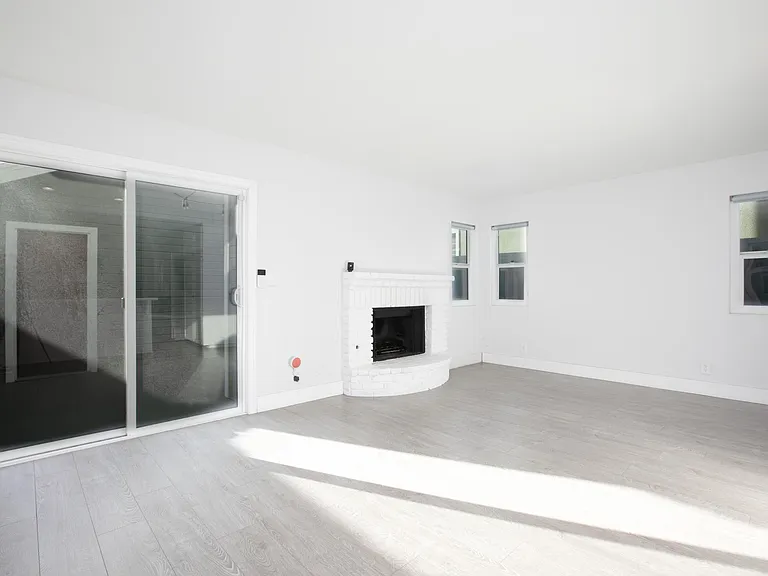14929 Grevillea Ave — Photo 21