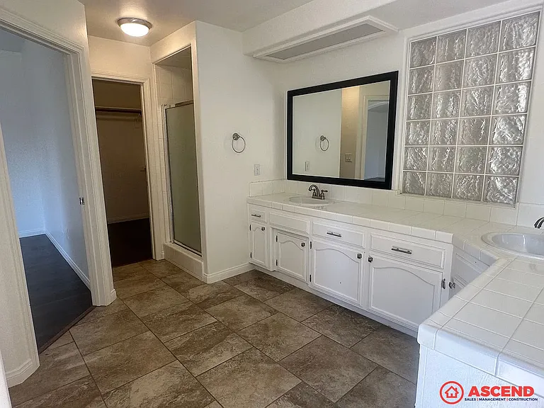 10407 Loughton Ave — Photo 18