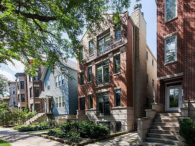 1020 W George St #2 photo 1