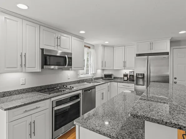 110 Buckskin Path, Centerville, MA 02632