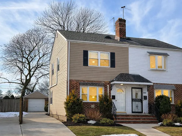 13840 64th Ave, Flushing, NY 11367