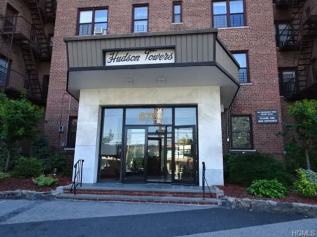 1st image of 678 Warburton Ave APT 2D