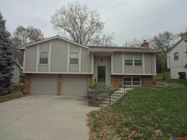 1107 Colorado St, Bellevue, NE 68005
