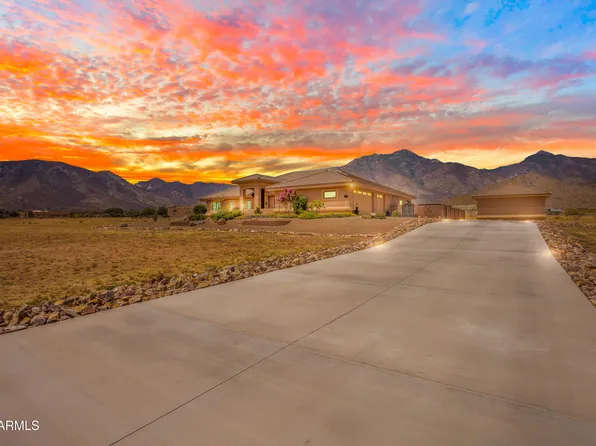 8828 S MULE Place, Hereford, AZ 85615