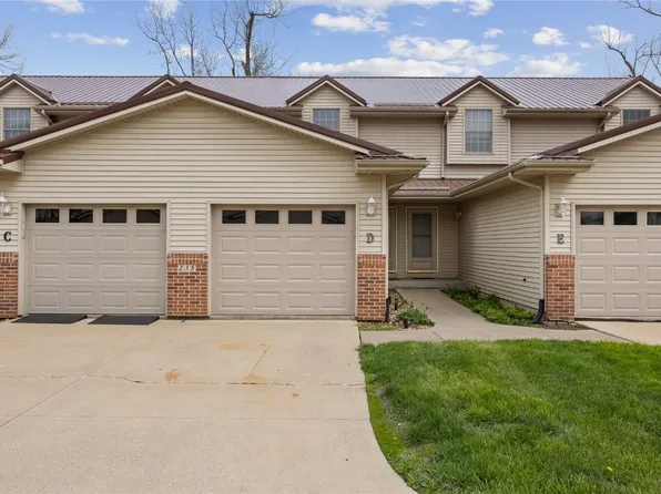 235 Shelley Ln NW Unit D, Cedar Rapids, IA 52405